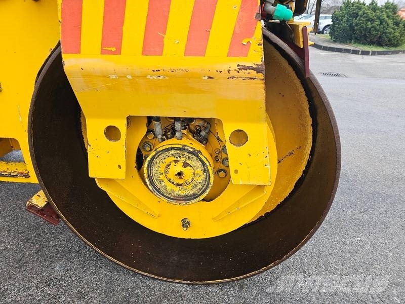 Bomag BW 154 AD Divvalču grunts veltņi