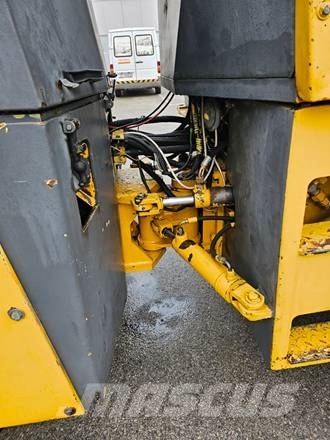 Bomag BW 154 AD Divvalču grunts veltņi