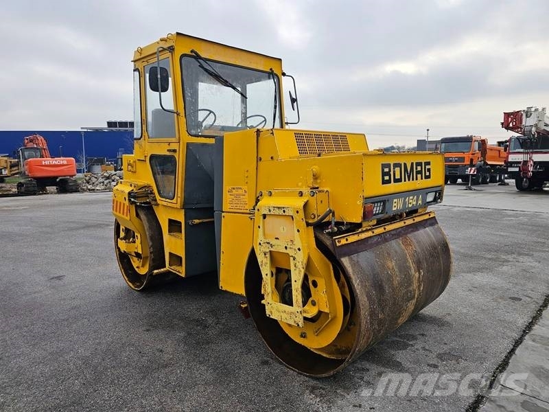 Bomag BW 154 AD Divvalču grunts veltņi