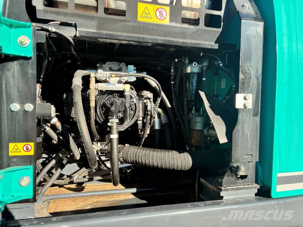 Kobelco SK210LC-11E Kāpurķēžu ekskavatori