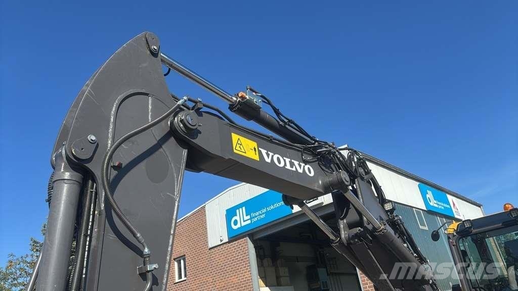 Volvo ECR88D Excavadoras especiales