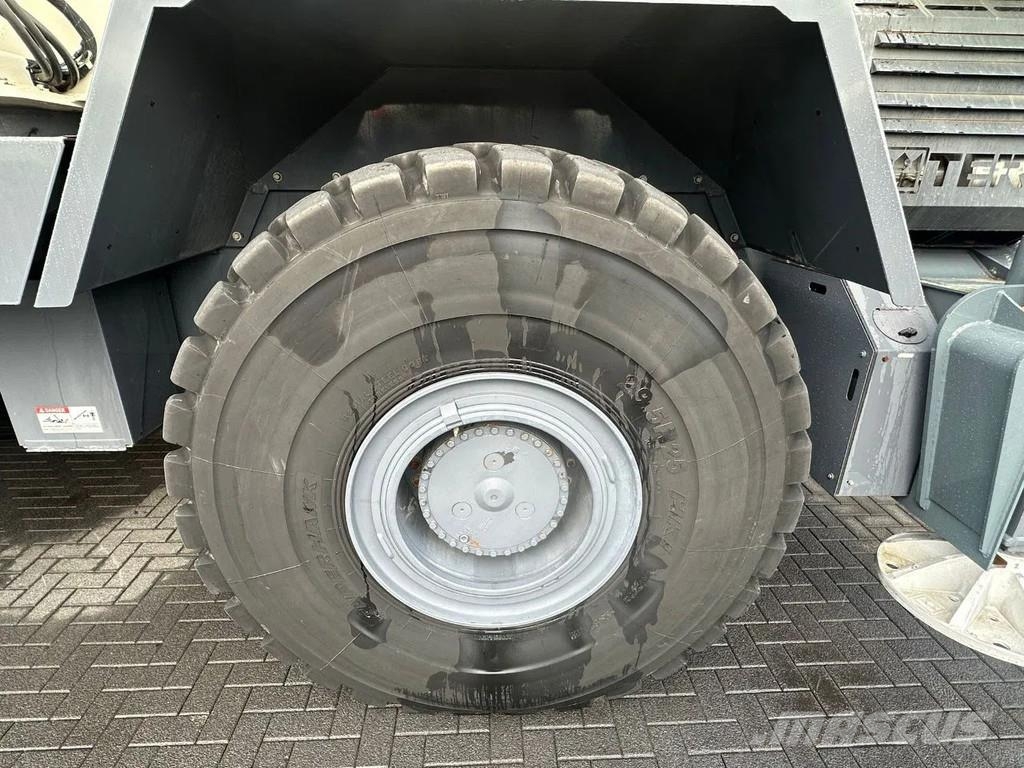 Terex RT110 QUADSTAR ROUGH TERRAIN CRANE + JIB + 2x LIER Gru per terreni difficili
