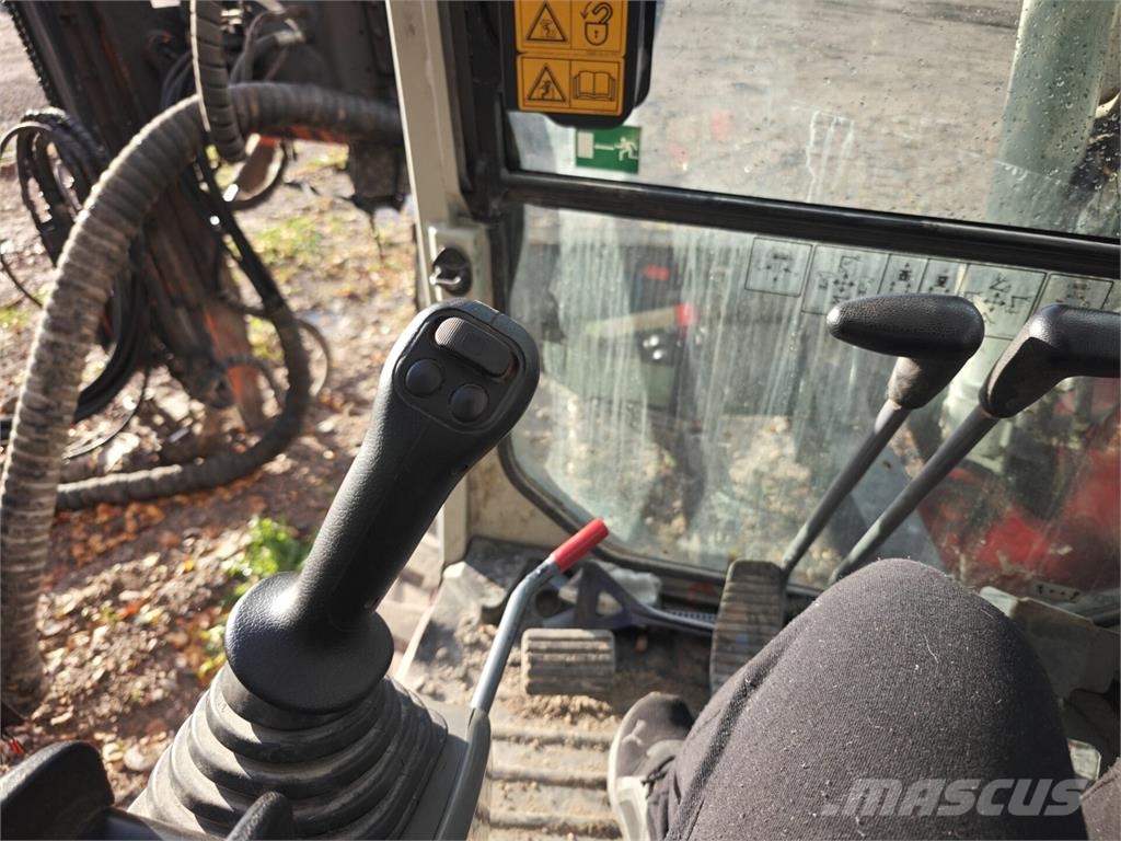 Takeuchi TB 290 Midikaivukoneet 7t - 12t
