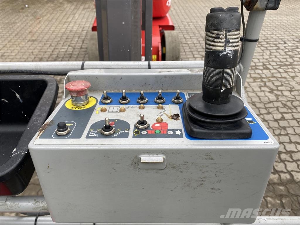 Manitou 120AETJ-COMPACT 3D Zglobne podizne platforme