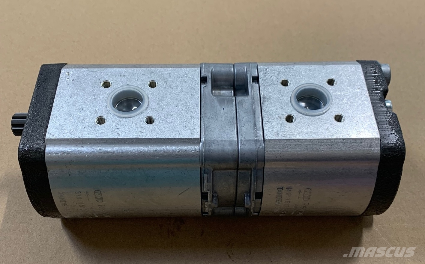 Deutz-Fahr AgroStar hydraulic pump  22,5cc 01179086 液压