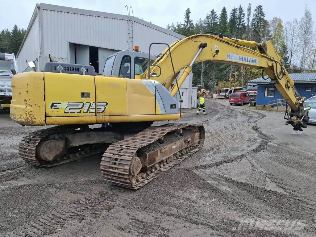 New Holland E 215 Raupenbagger