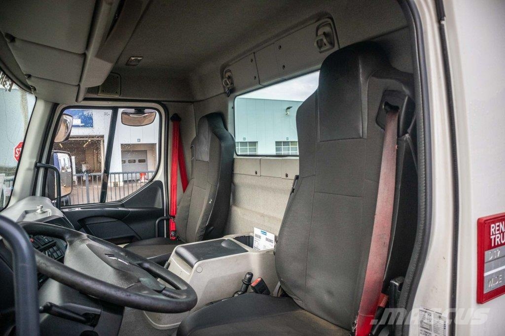 Renault D19 WIDE 320 DXI Camiones desmontables