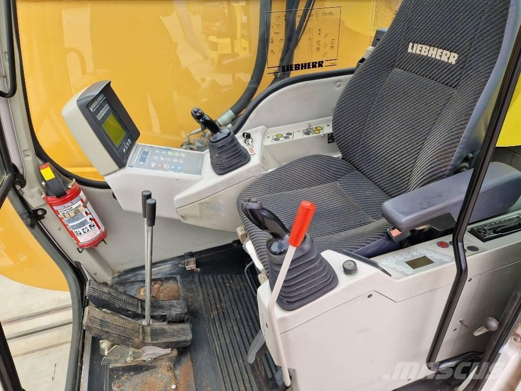 Liebherr R954C EW 工业挖掘机