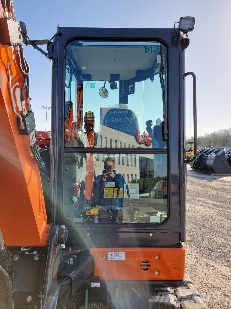 Hitachi ZX55U-6 - mini excavators < 7t (Mini diggers) for rent