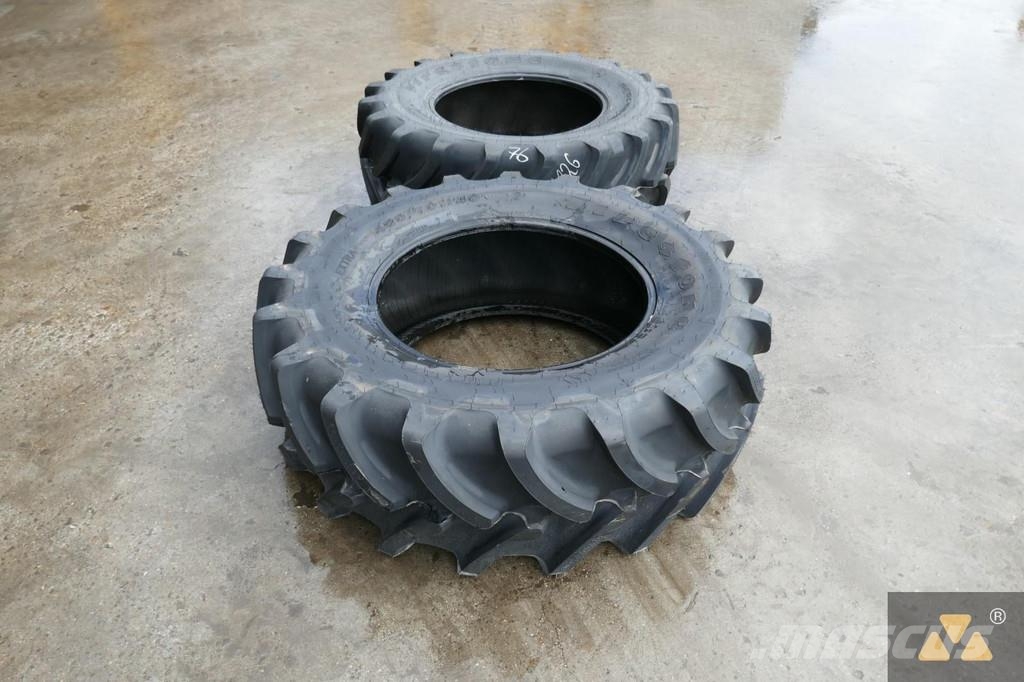 Firestone 480/70R30 Banden, wielen en velgen