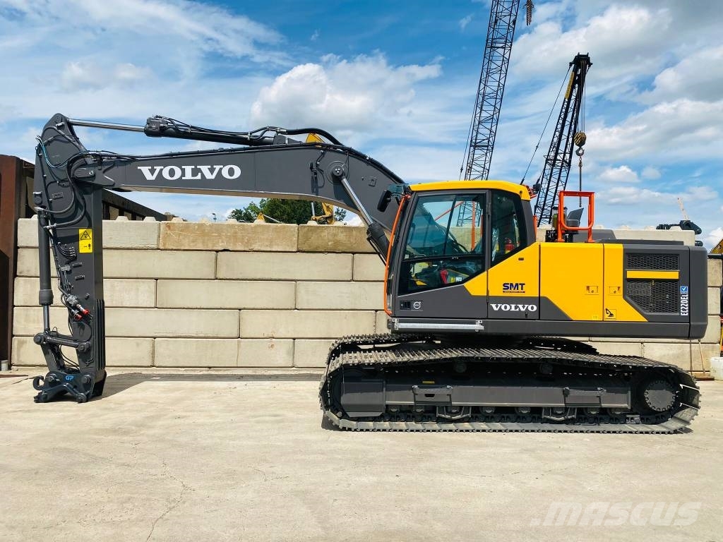 Volvo ec220el Верижен екскаватор