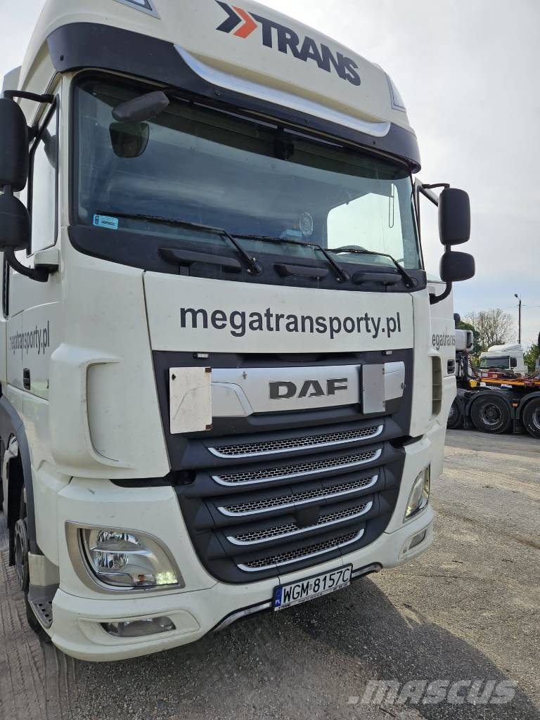 DAF XF 530 6x2 boogie 628000km Влекачи