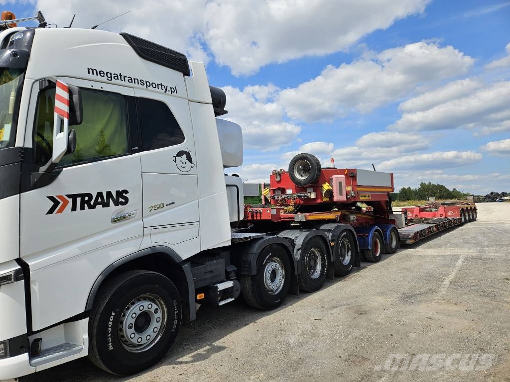 Volvo FH16 750KM 8x4 400000km tridem Dragbilar