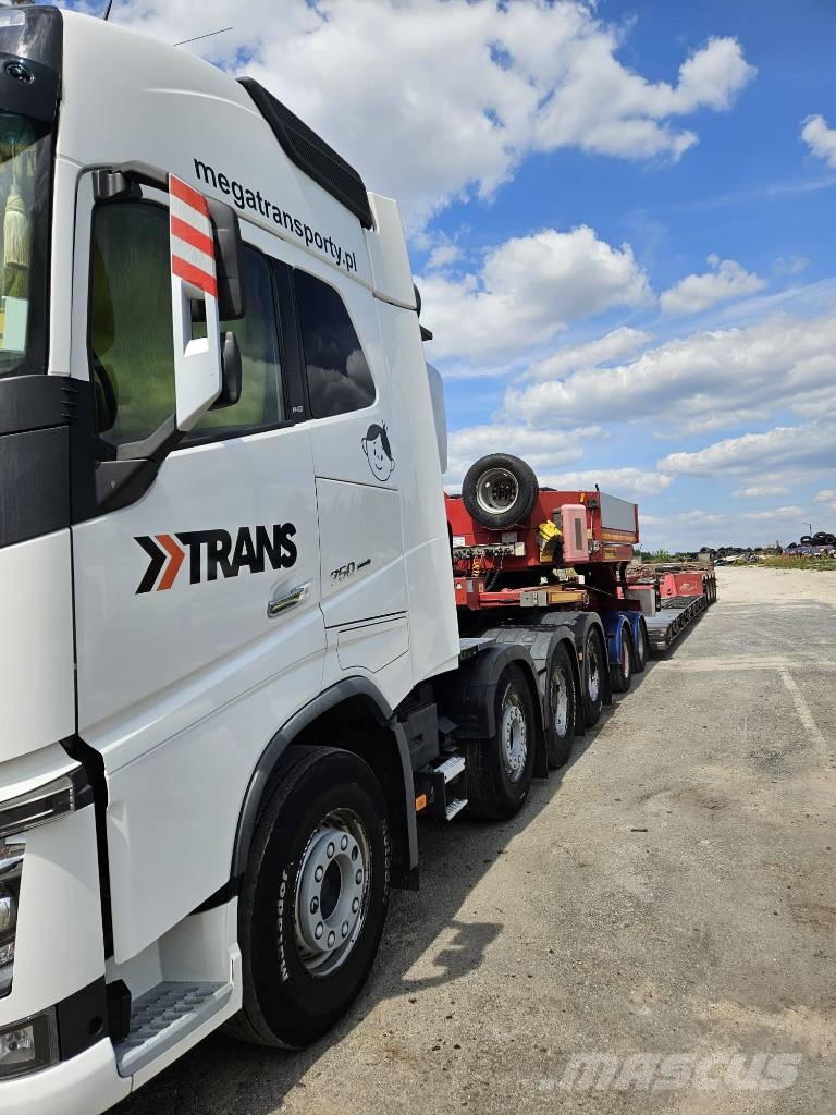 Volvo FH16 750KM 8x4 400000km tridem Dragbilar