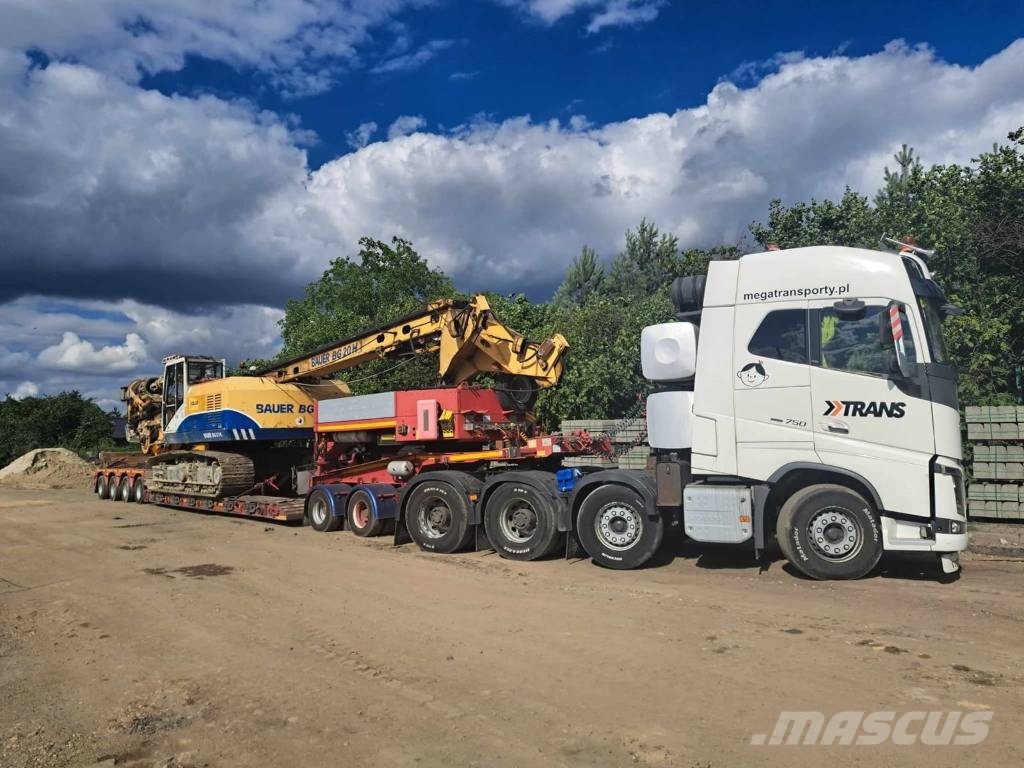 Volvo FH16 750KM 8x4 400000km tridem Dragbilar