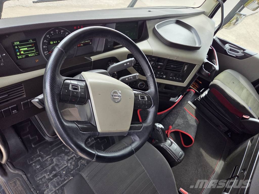 Volvo FH4 500 6x2 boogie 796000km Vlačilci