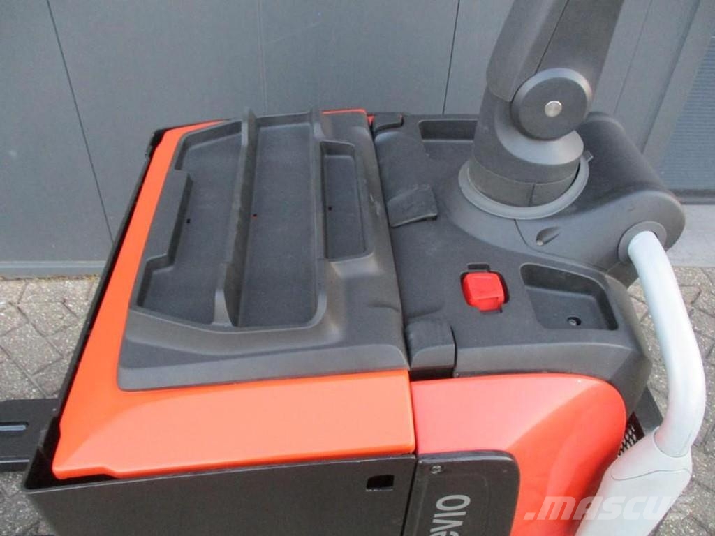 Toyota LPE250 Lavansiirtotrukit ajotasolla