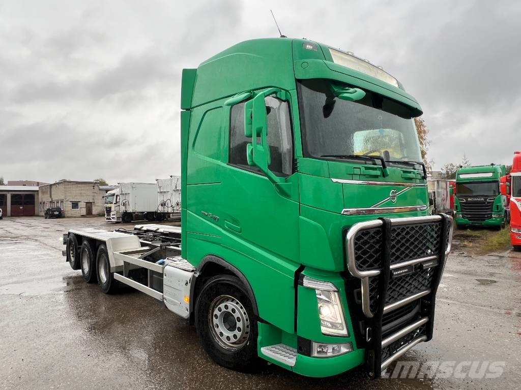 Volvo FH540 8X4*4 EURO 6+PTO ,wb:4300mm!! Camiones con chasís y cabina