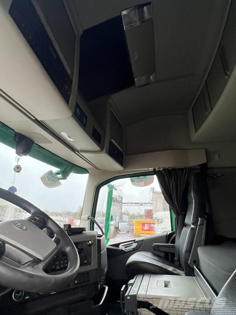 Volvo FH540 8X4*4 EURO 6+PTO ,wb:4300mm!! Camiones con chasís y cabina