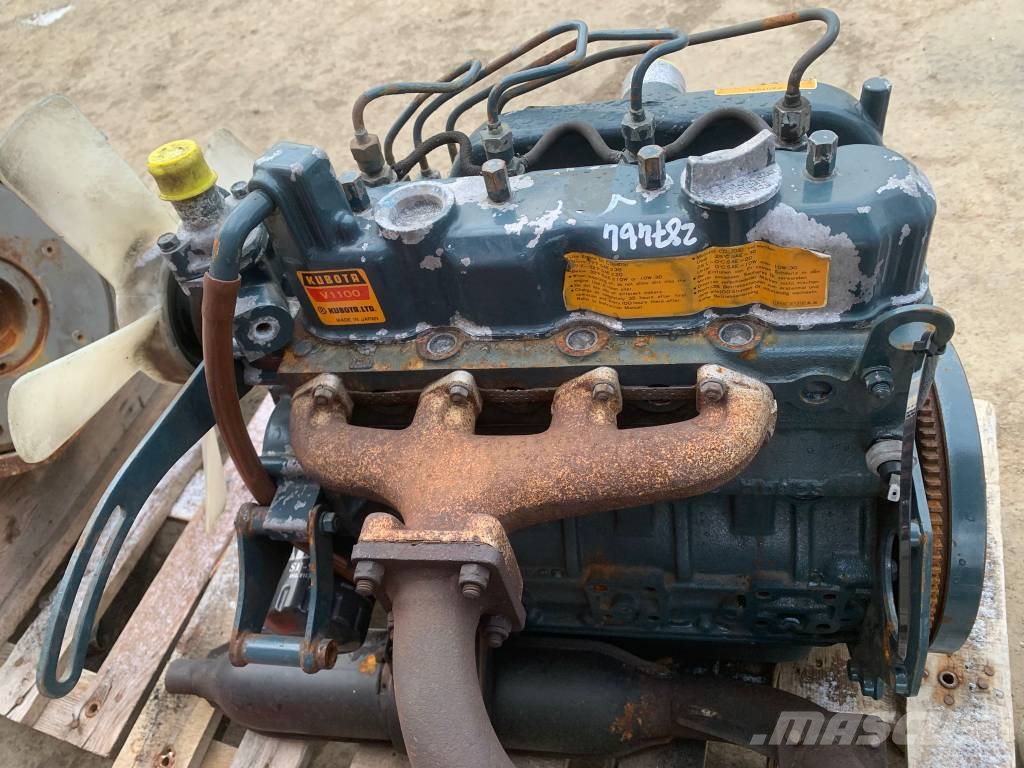 Kubota V1100 엔진