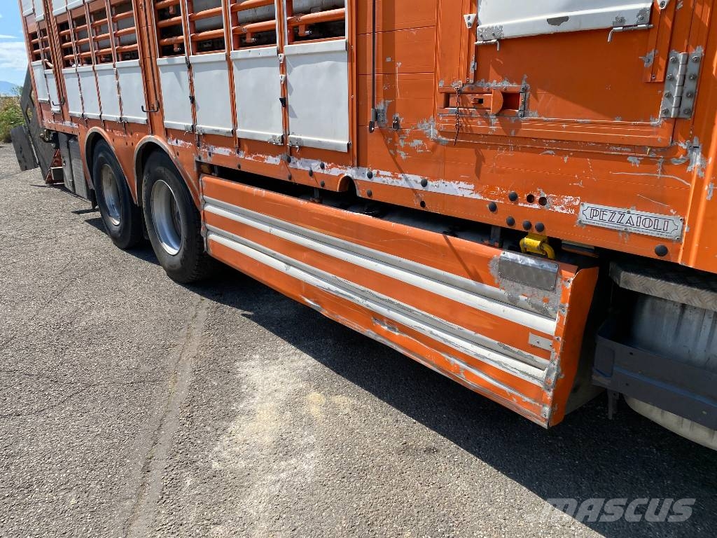 Scania R480LB 6x2MNA / PEZZAIOLI endommagé Tiertransporter