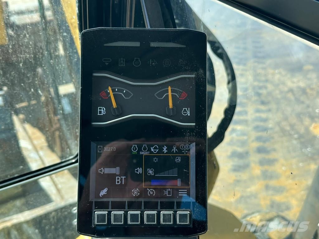 CAT 306 CR حفارات زحافة