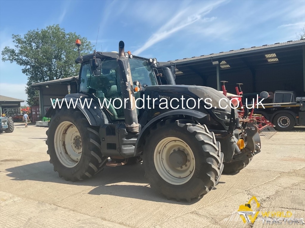 Valtra T 234 트랙터