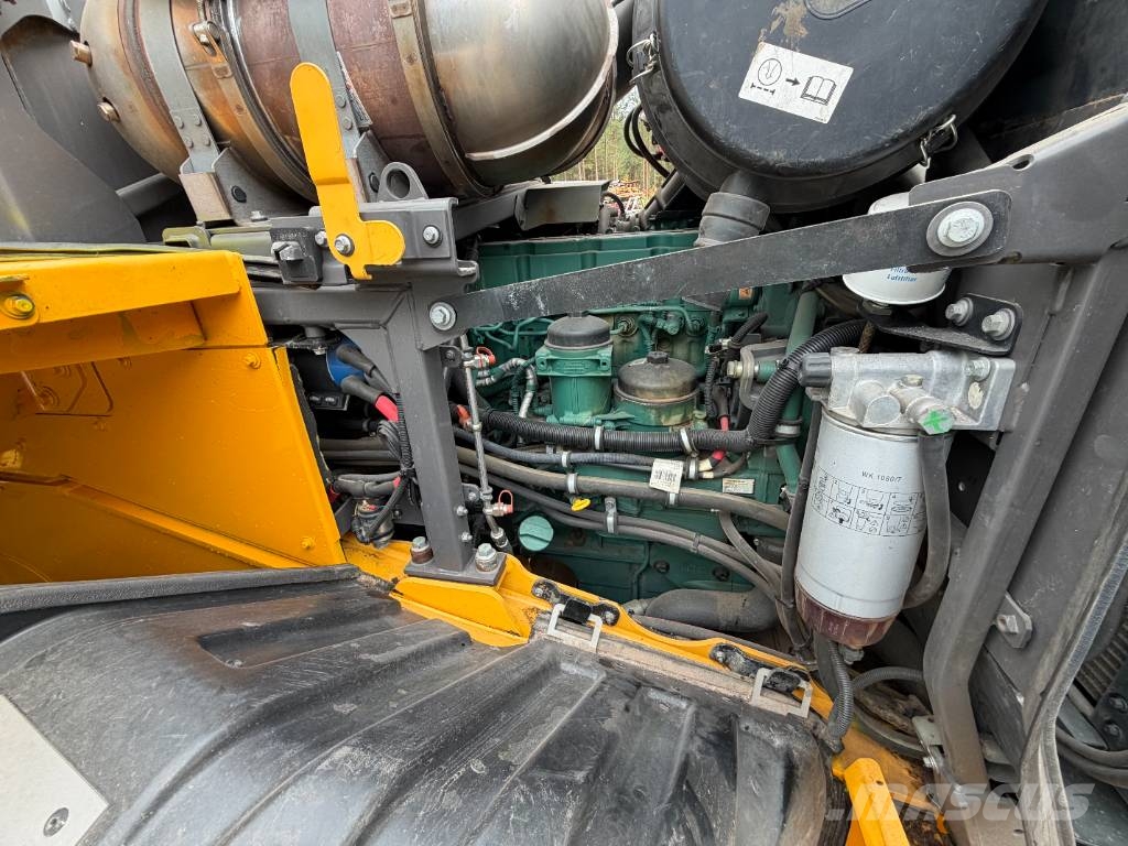 Volvo L 120 H لوادر بعجل