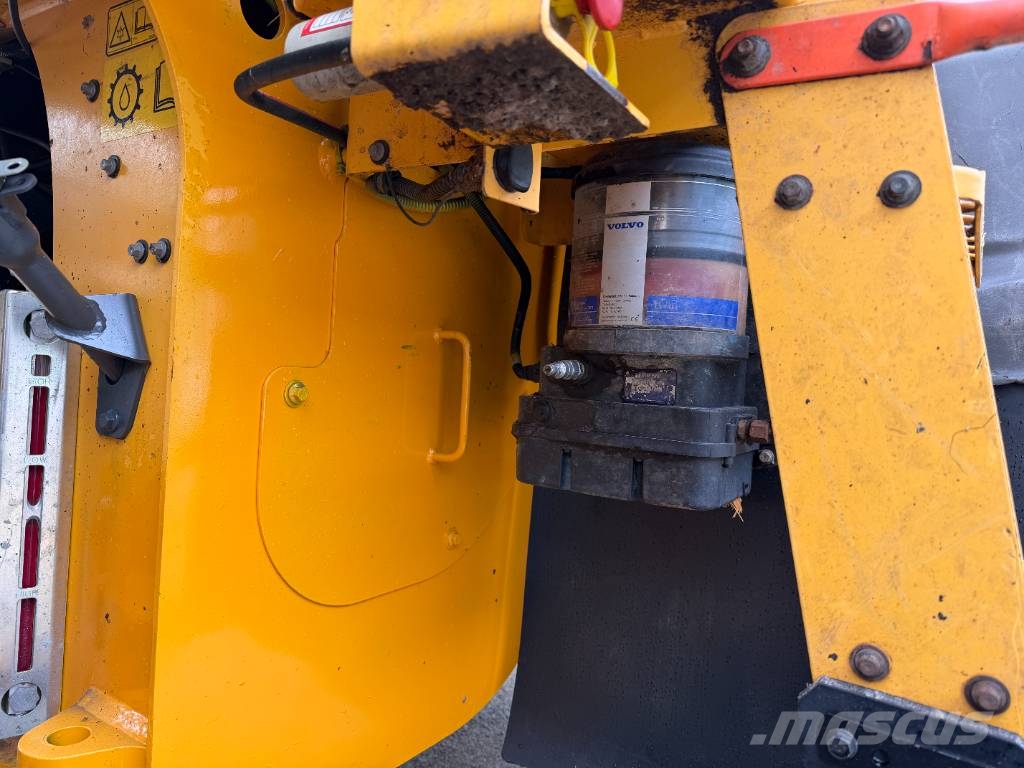 Volvo L 120 H لوادر بعجل