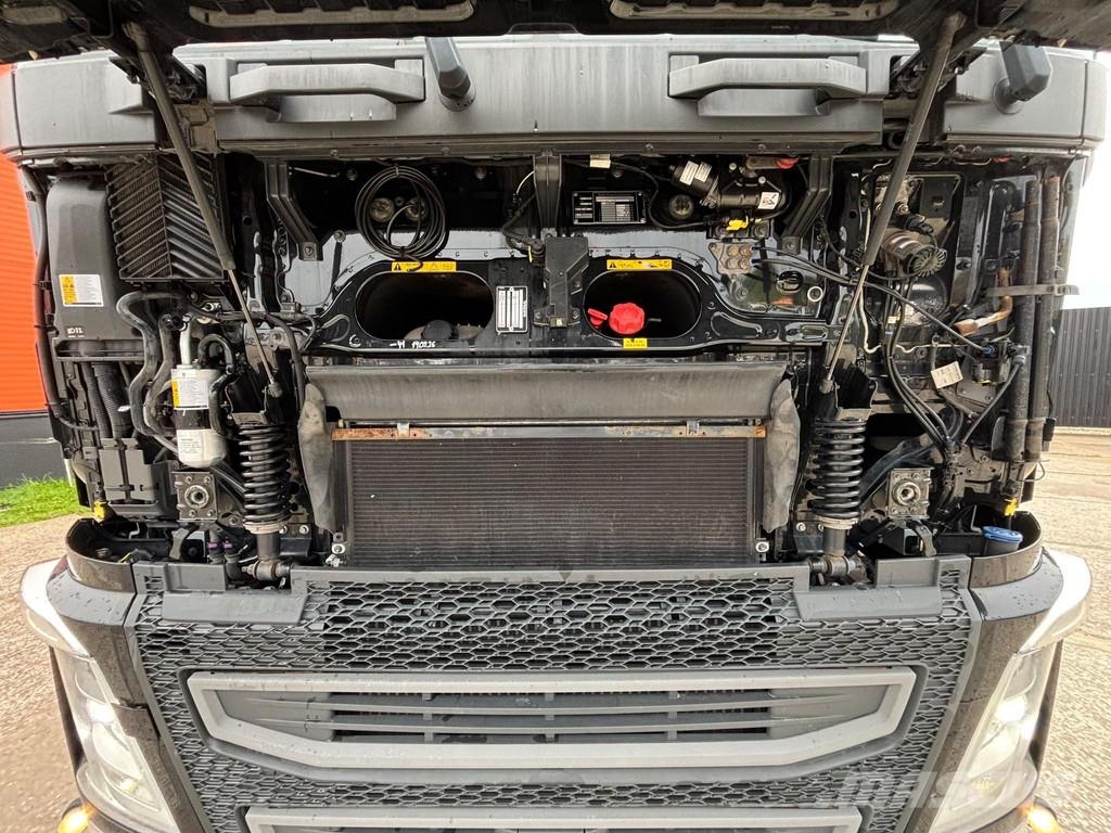 Volvo FH 500 6x2 RETARDER / BOX L=6068 mm Pašizgāzējs