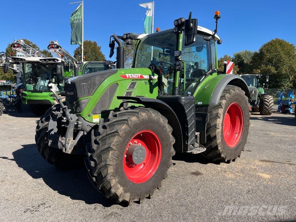 Fendt 716 VARIO POWER + Tractoren