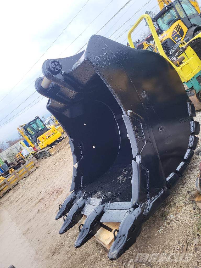 Winkelbauer Komatsu PC700 Pásová rýpadla