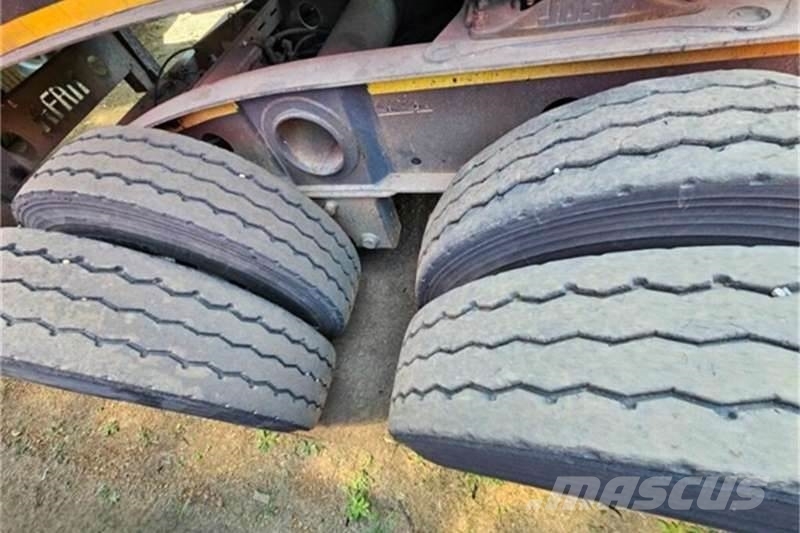 Afrit LINK SIDE TIPPER TRAILER Anders