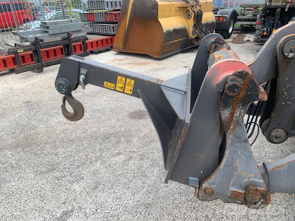 Volvo 2878018 Other components