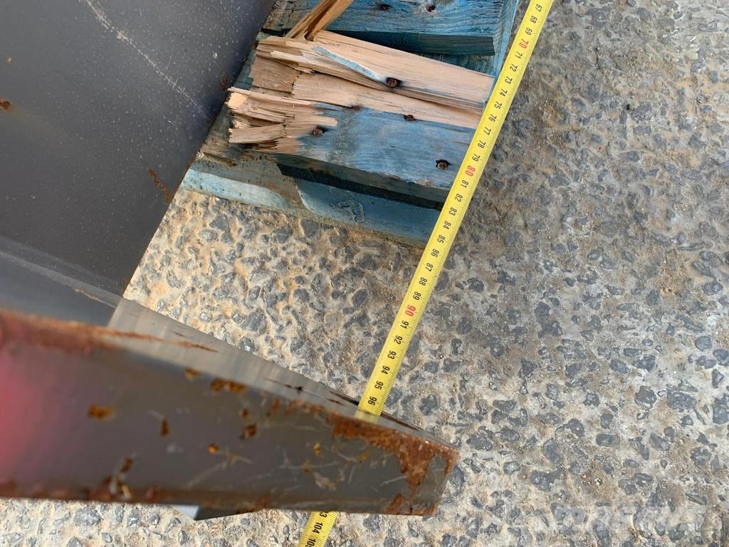 Volvo 2878018 Other components