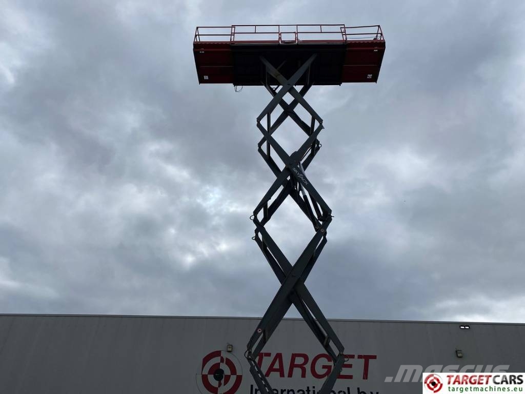 SkyJack SJ9250 RT Diesel Scissor Work Lift 1720cm Scissor lifts
