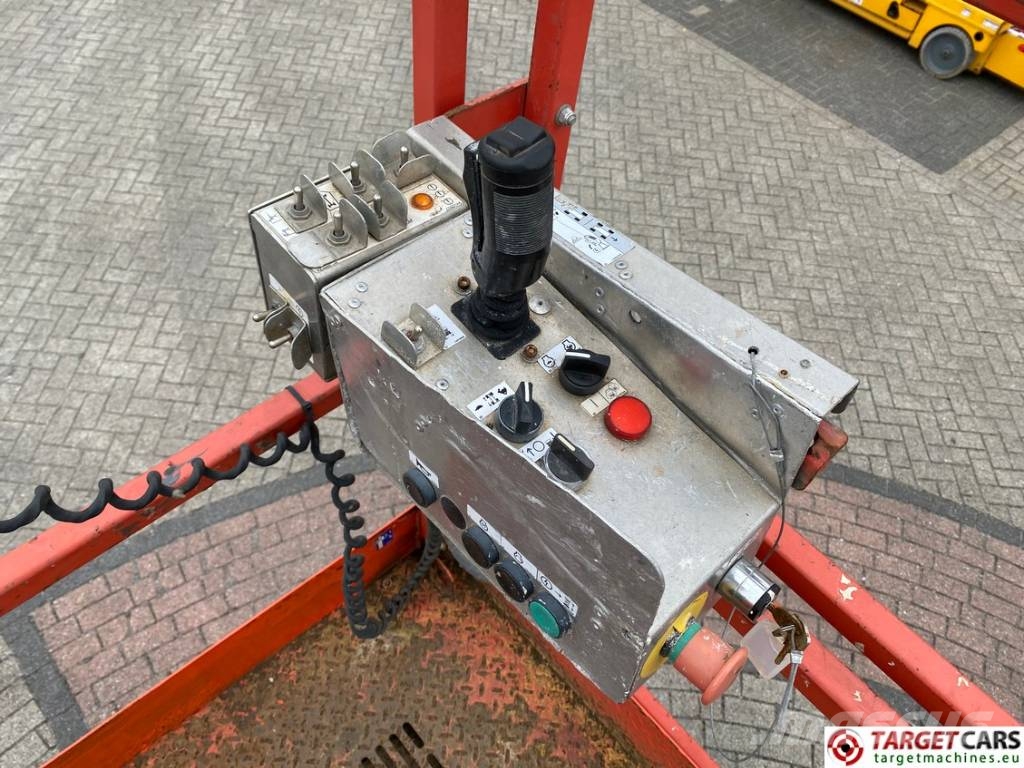 SkyJack SJ9250 RT Diesel Scissor Work Lift 1720cm Scissor lifts