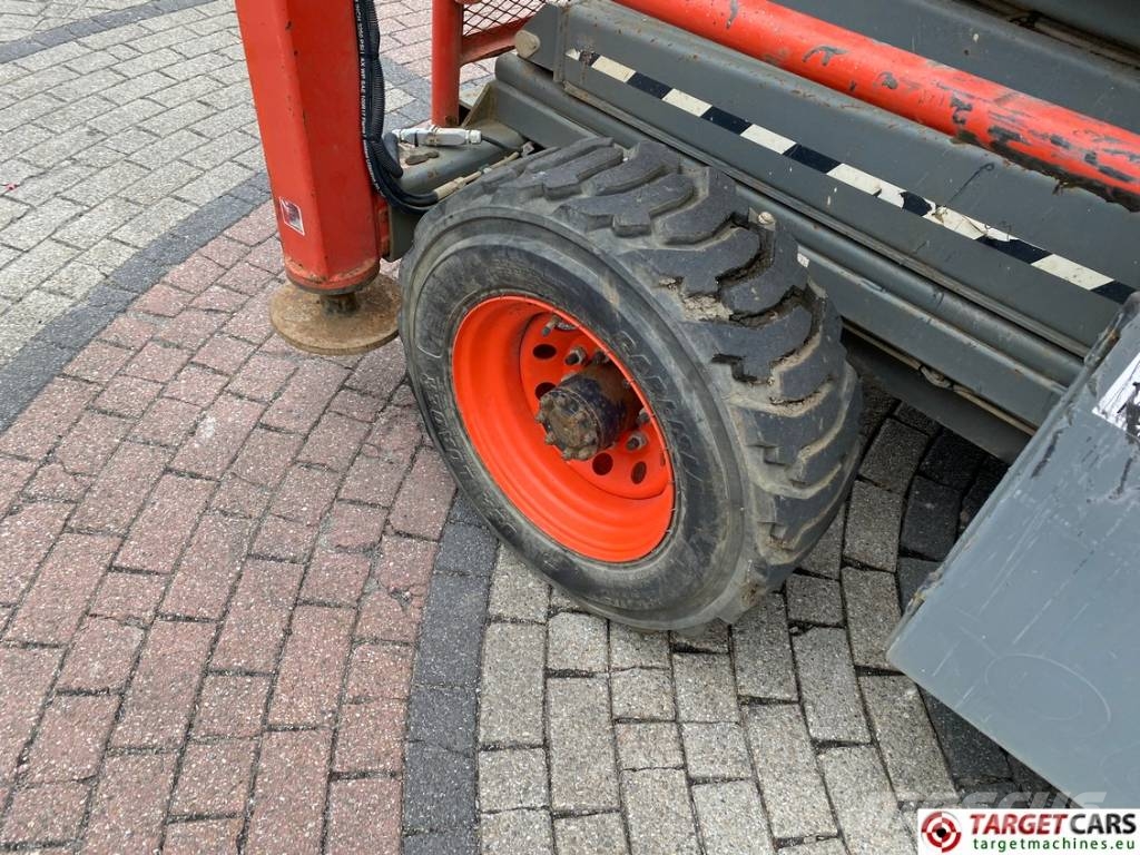 SkyJack SJ9250 RT Diesel Scissor Work Lift 1720cm Scissor lifts