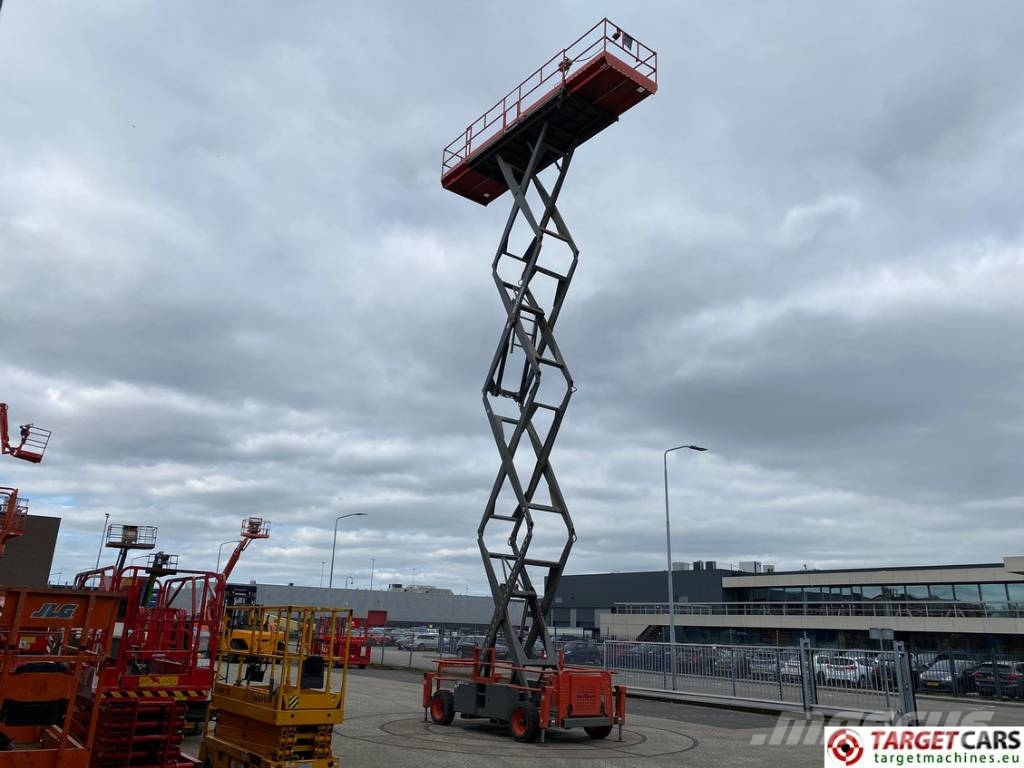 SkyJack SJ9250 RT Diesel Scissor Work Lift 1720cm Scissor lifts