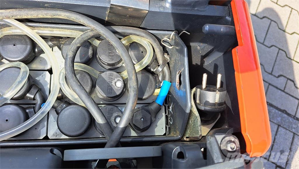 Linde L12- BR1172 Ajettavat pinoamisvaunut