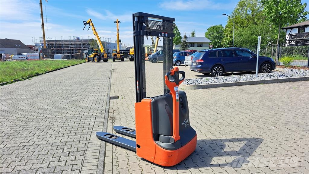 Linde L12- BR1172 Ajettavat pinoamisvaunut
