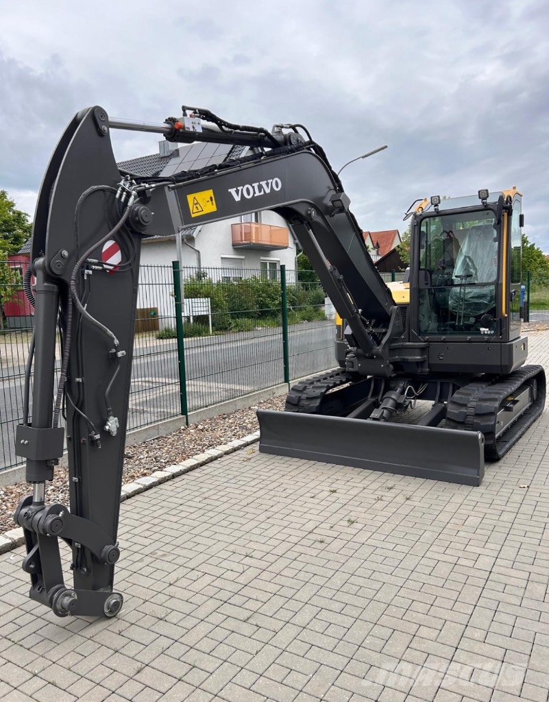 Volvo ECR 88 D Midikoparki  7t - 12t