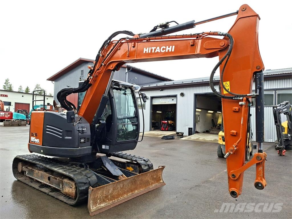 Hitachi ZX85US-6 Escavadeiras Midi 7t - 12t