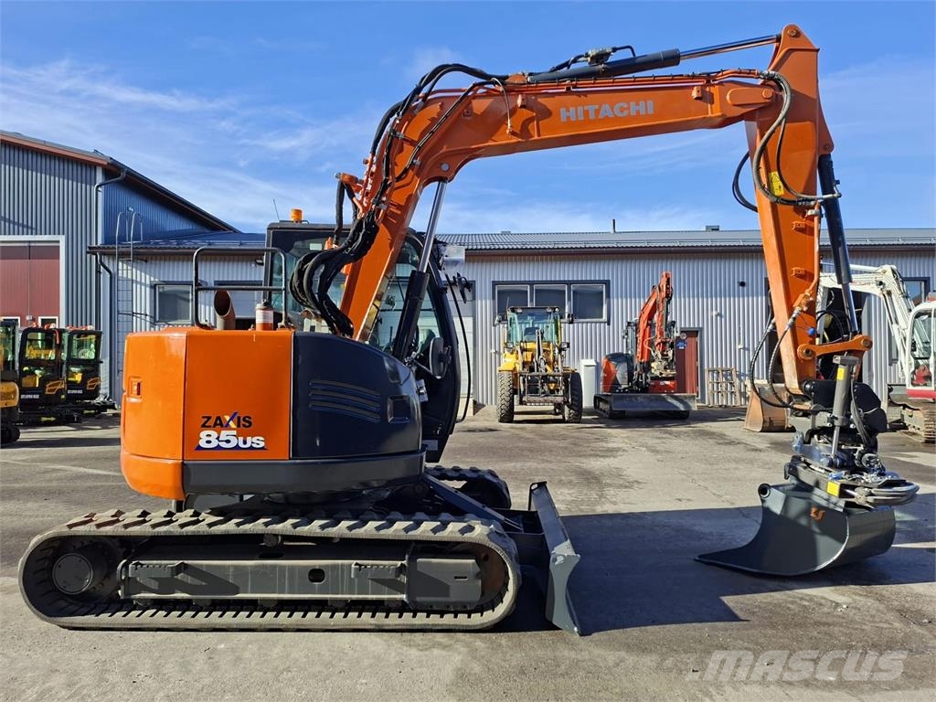 Hitachi ZX85US-6 -UUSI PYÖRITTÄJÄ- Midikaivukoneet 7t - 12t