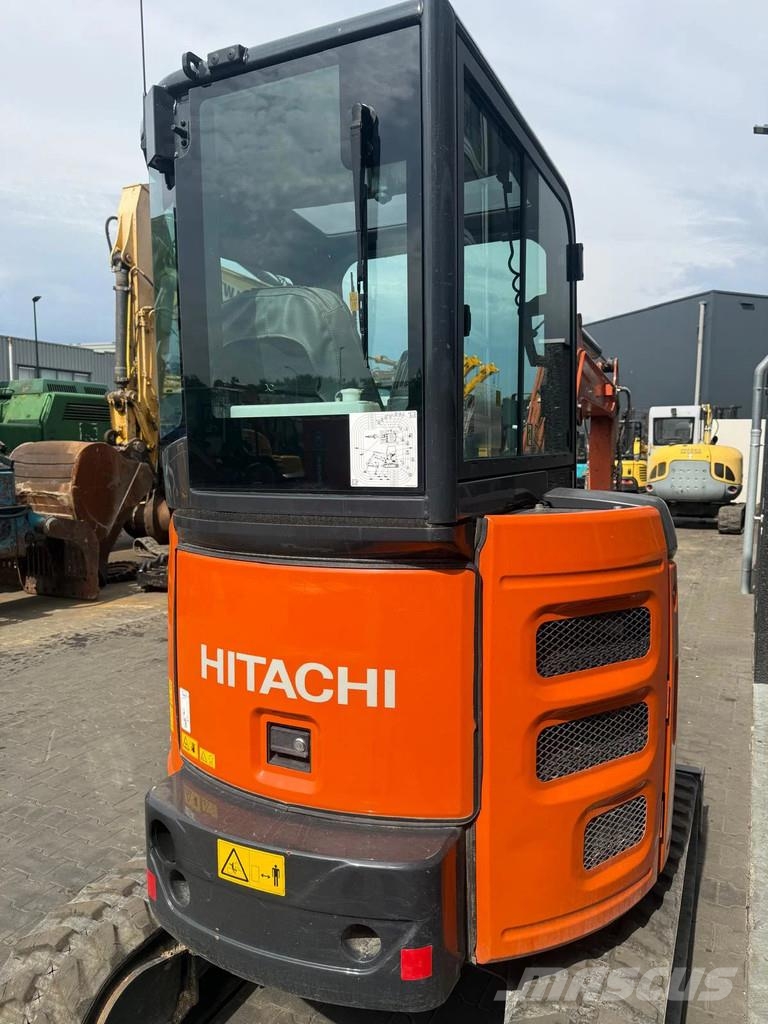 Hitachi ZX26U-6 小型挖土機/掘鑿機<7t(小型挖掘機)