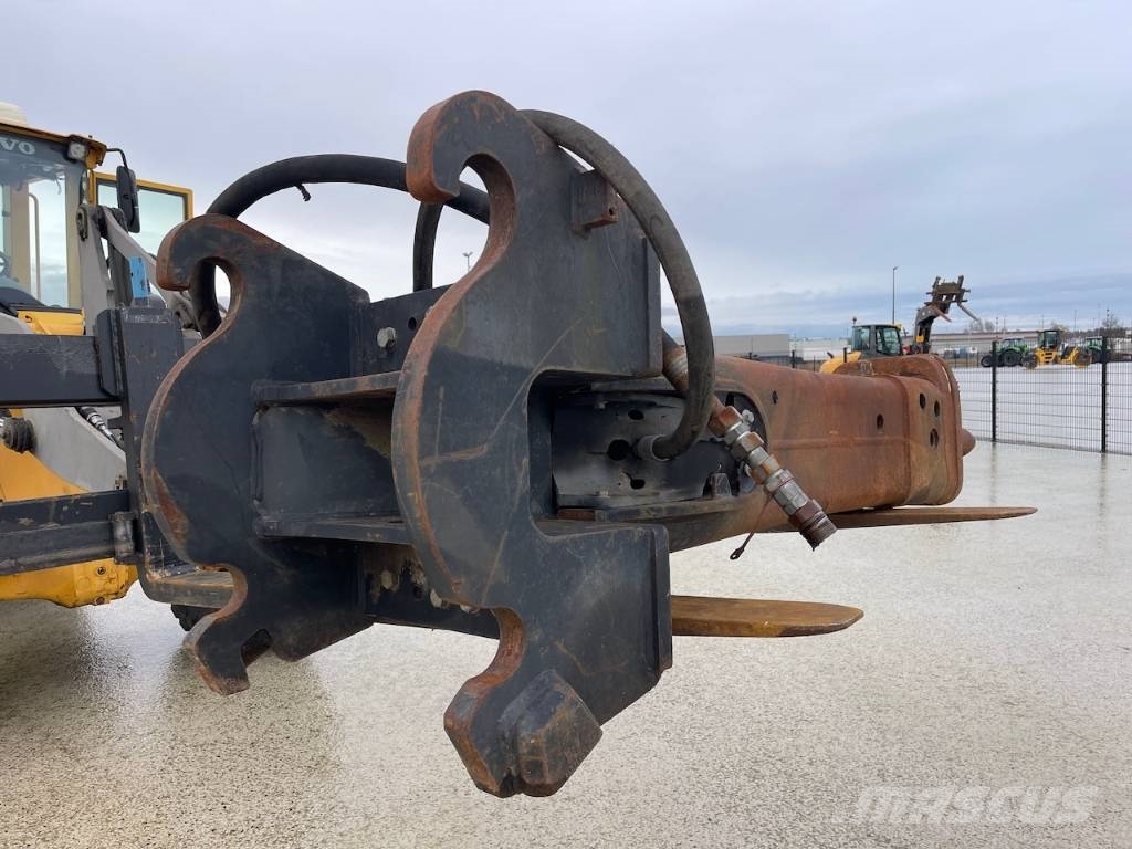 CAT H 140 CW45 Sloophamer / Breaker Hamers en brekers