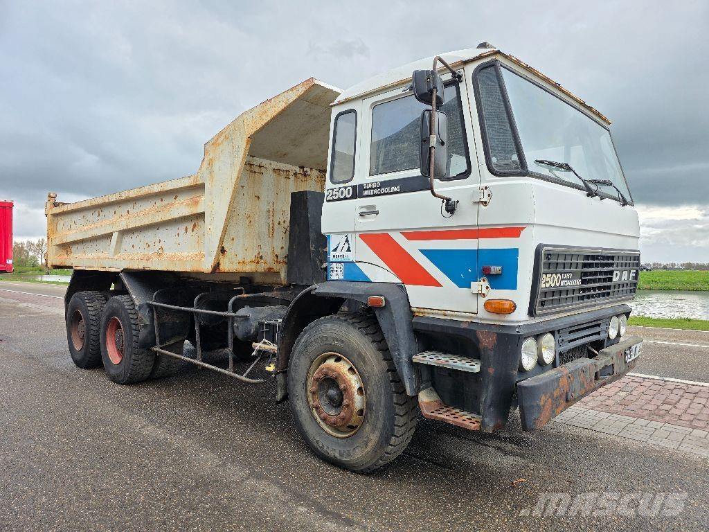 DAF 2500 Turbo Intercooling Camiones bañeras basculantes o volquetes