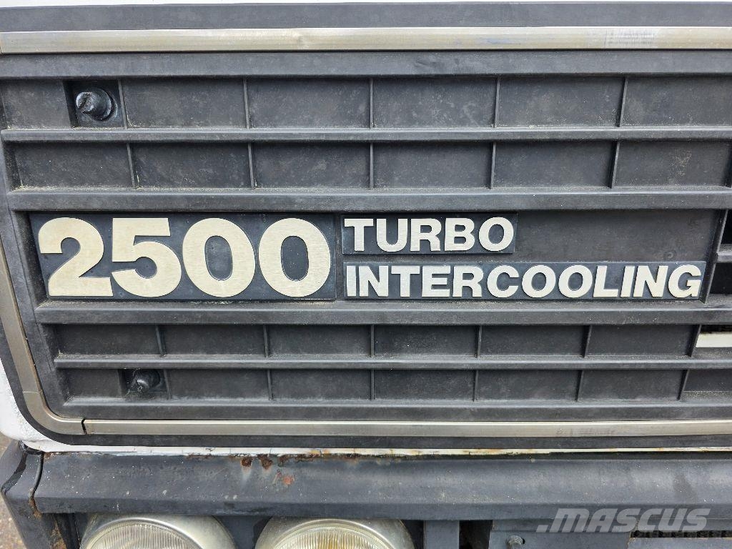 DAF 2500 Turbo Intercooling Camiones bañeras basculantes o volquetes
