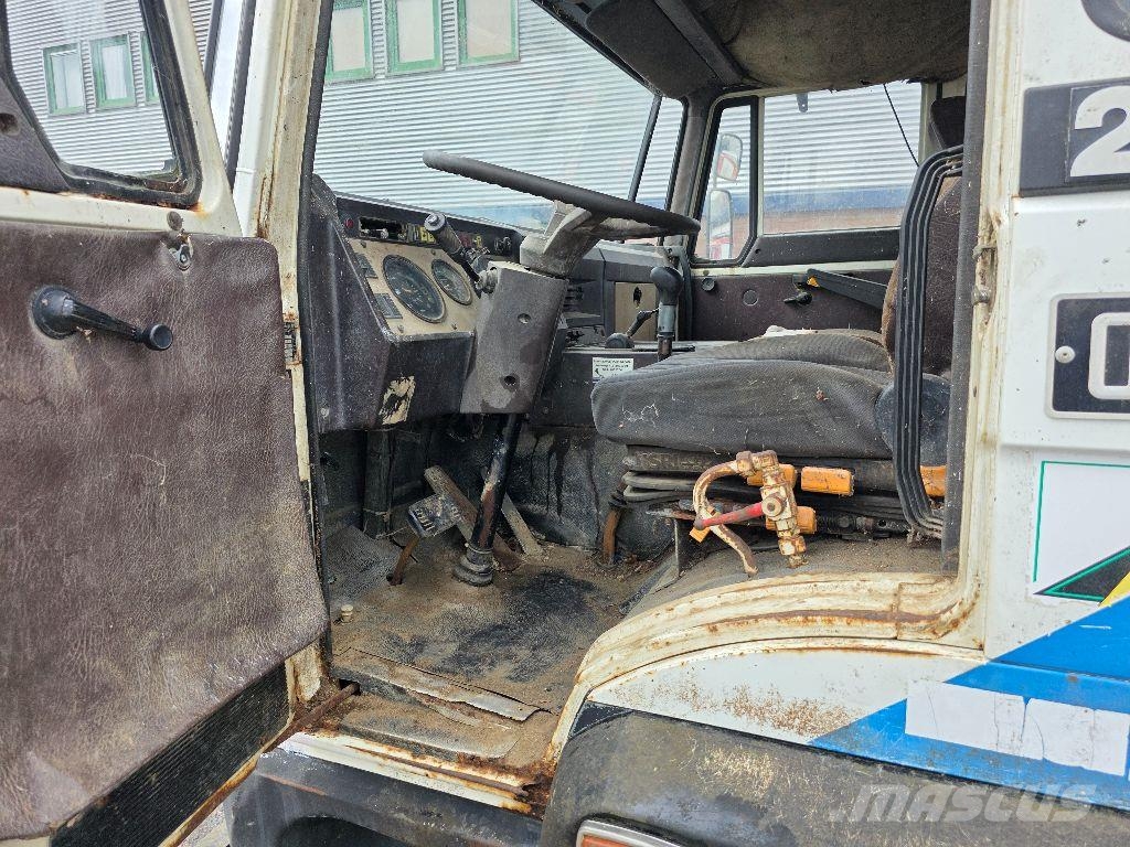 DAF 2500 Turbo Intercooling Camiones bañeras basculantes o volquetes