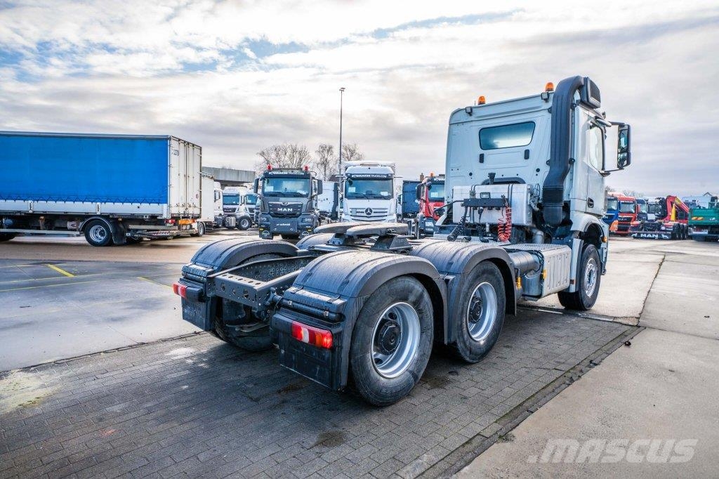 Mercedes-Benz AROCS 2643 LS Trekkers
